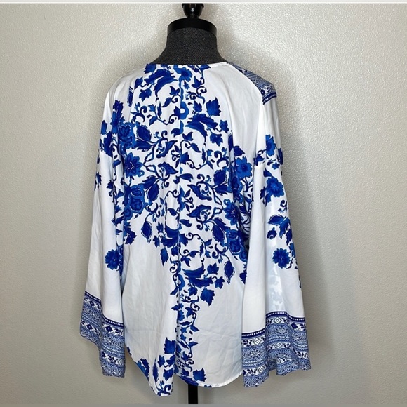 Forever 21 Top - Picture 7 of 9